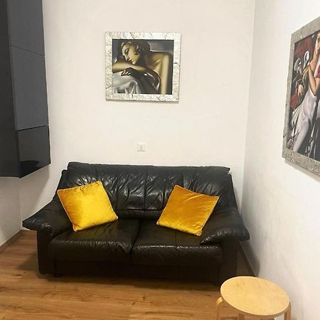 Piccolo Appartamento Nel Cuore Di ترييستي المظهر الخارجي الصورة